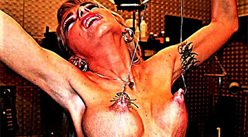 A very hot BDSM session filled with pain, screams and pleas for mercy